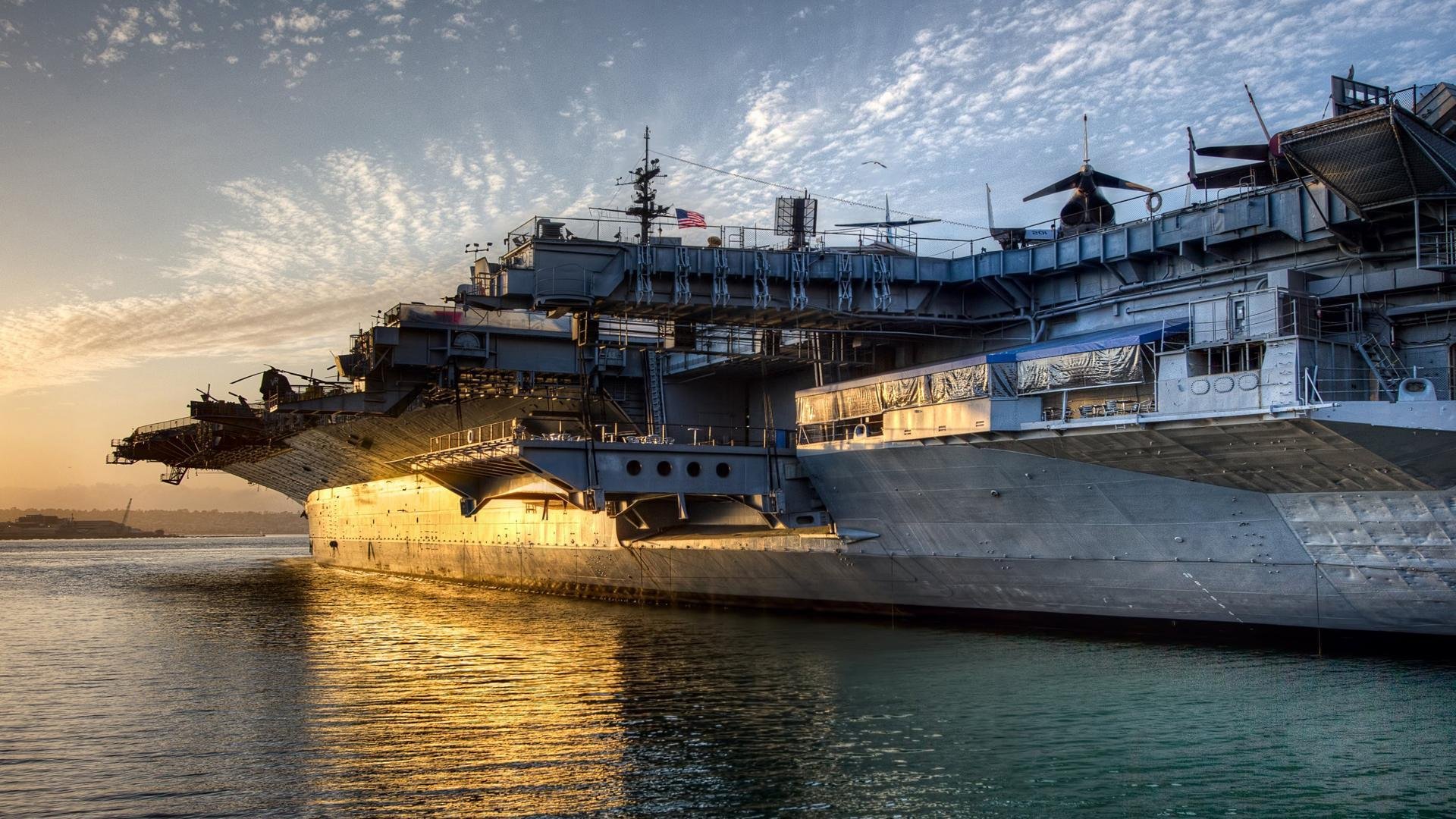 李冰洁稳中见勇 为中国泳坛添信心,李冰洁比赛